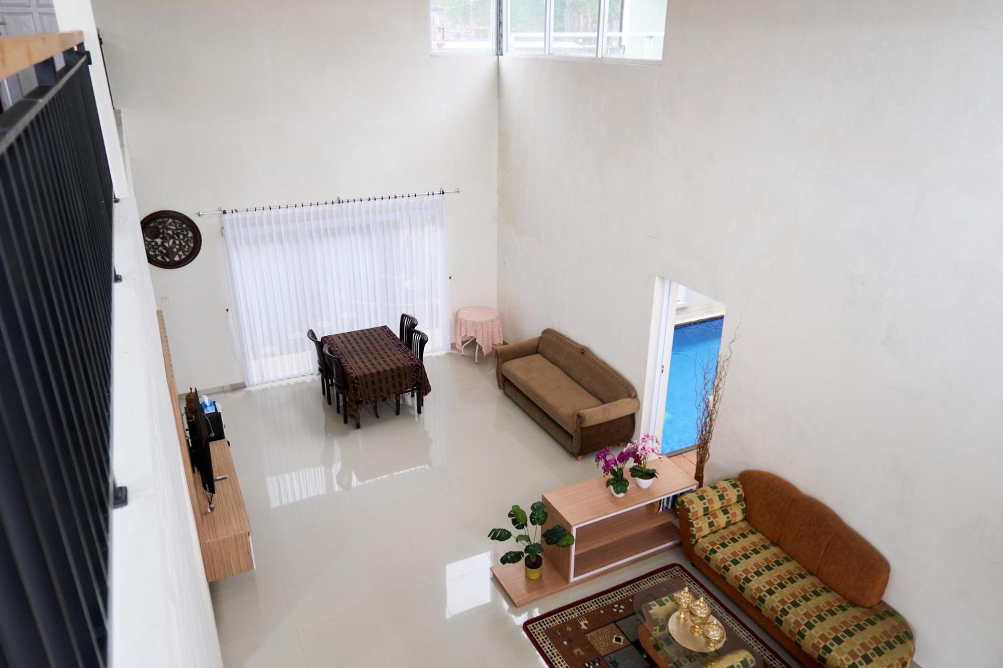 Palma Villa Bumi Dieng Indah Вонособо Экстерьер фото