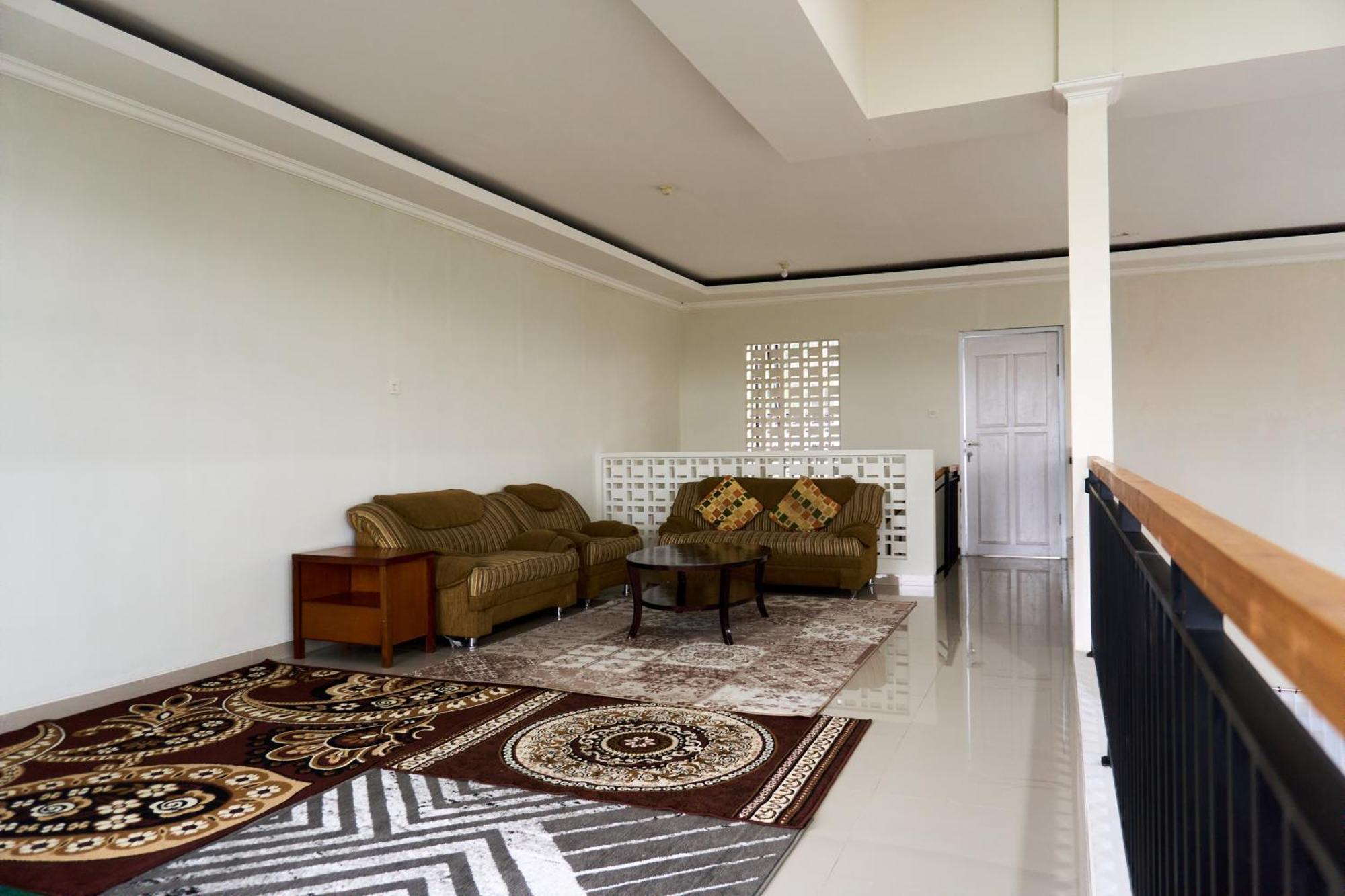 Palma Villa Bumi Dieng Indah Вонособо Экстерьер фото