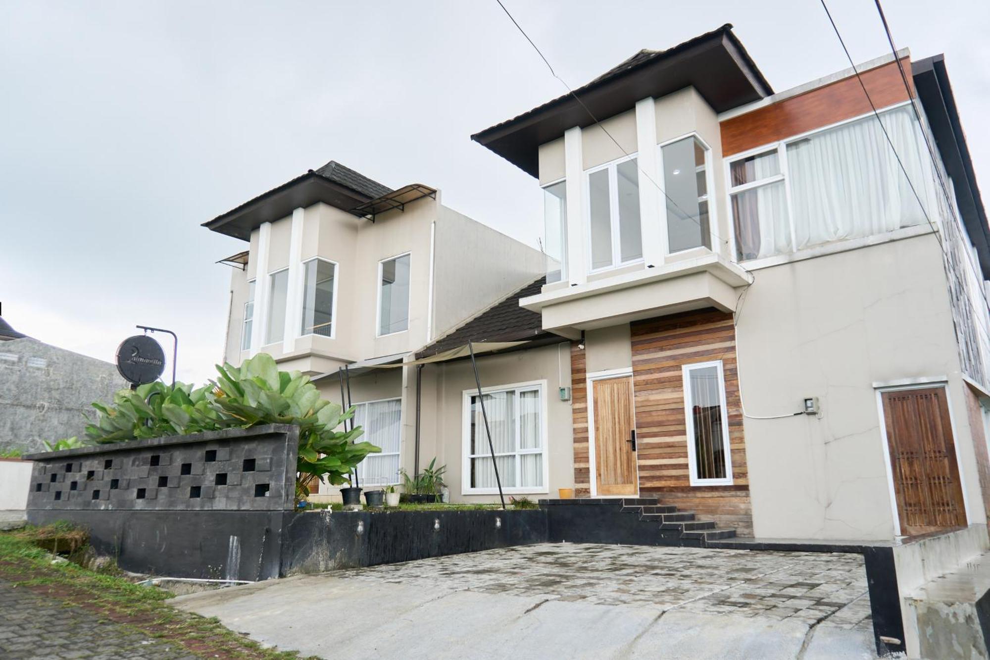 Palma Villa Bumi Dieng Indah Вонособо Экстерьер фото